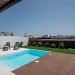 Serena 38 - Heated Pool, Sea Views, Ac, High Speed Internet 别墅 普拉亚布兰卡
