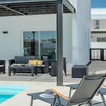 Serena 38 - Heated Pool, Sea Views, Ac, High Speed Internet * 普拉亚布兰卡
