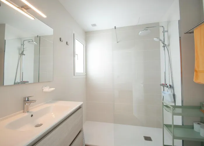 Serena 38 - Heated Pool, Sea Views, Ac, High Speed Internet *