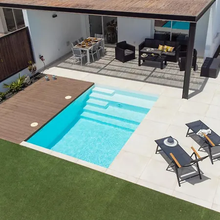 Serena 38 - Heated Pool, Sea Views, Ac, High Speed Internet Villa Playa Blanca