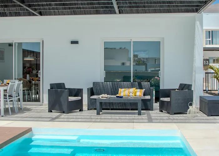 Вилла Serena 38 - Heated Pool, Sea Views, Ac, High Speed Internet *