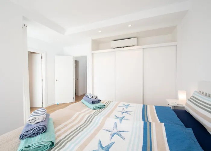 Serena 38 - Heated Pool, Sea Views, Ac, High Speed Internet Villa *