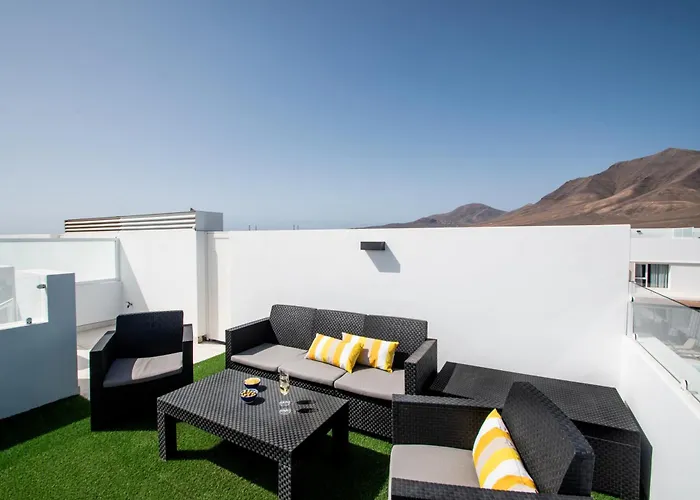 Serena 38 - Heated Pool, Sea Views, Ac, High Speed Internet *